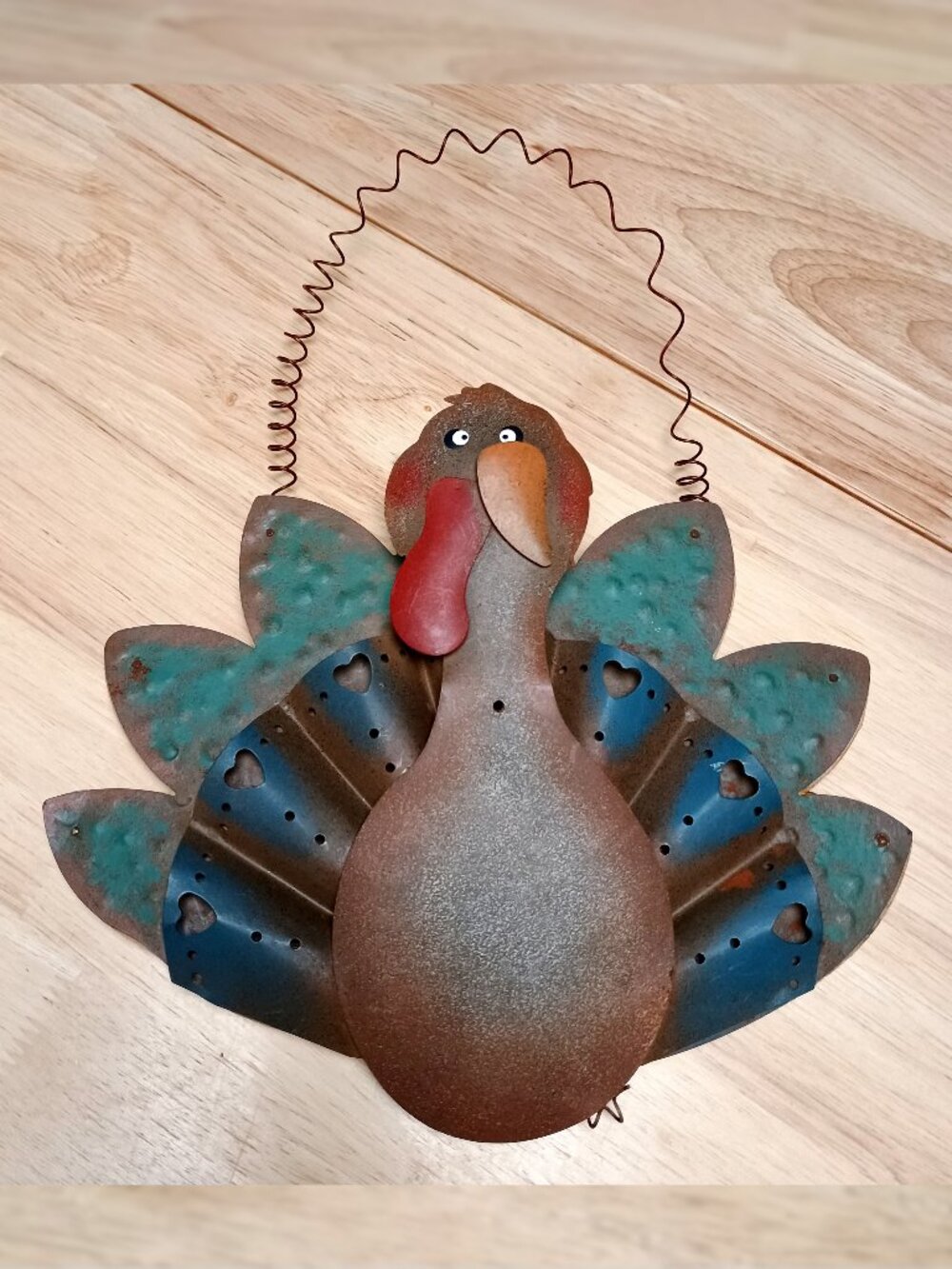 Rustic Thanksgiving Turkey Wall Decor, Made of Wood & Metal, Door Hanger, 10.5"